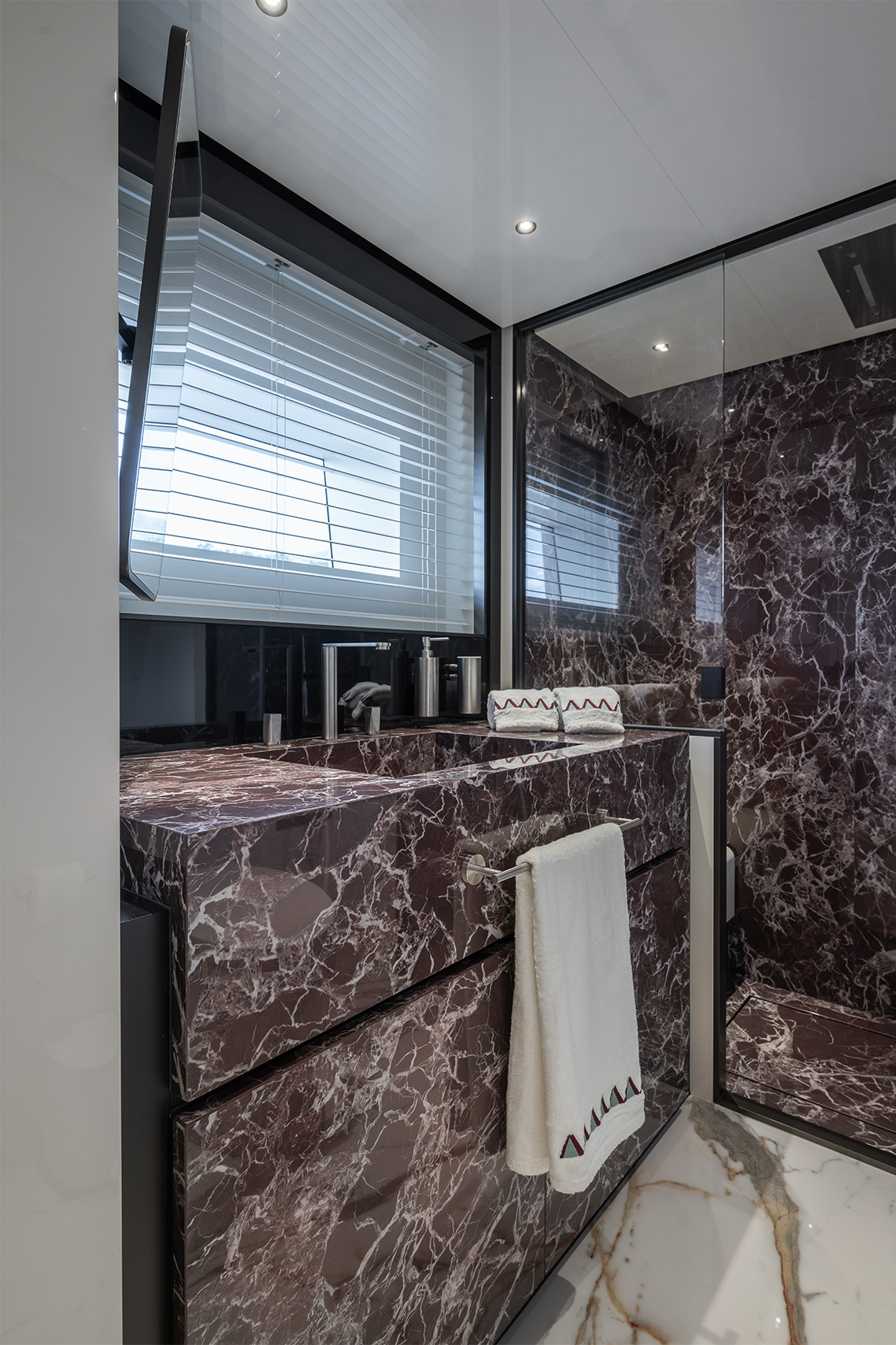 MODERNITY, ELEGANCE AND DESIGN EXCELLENCE