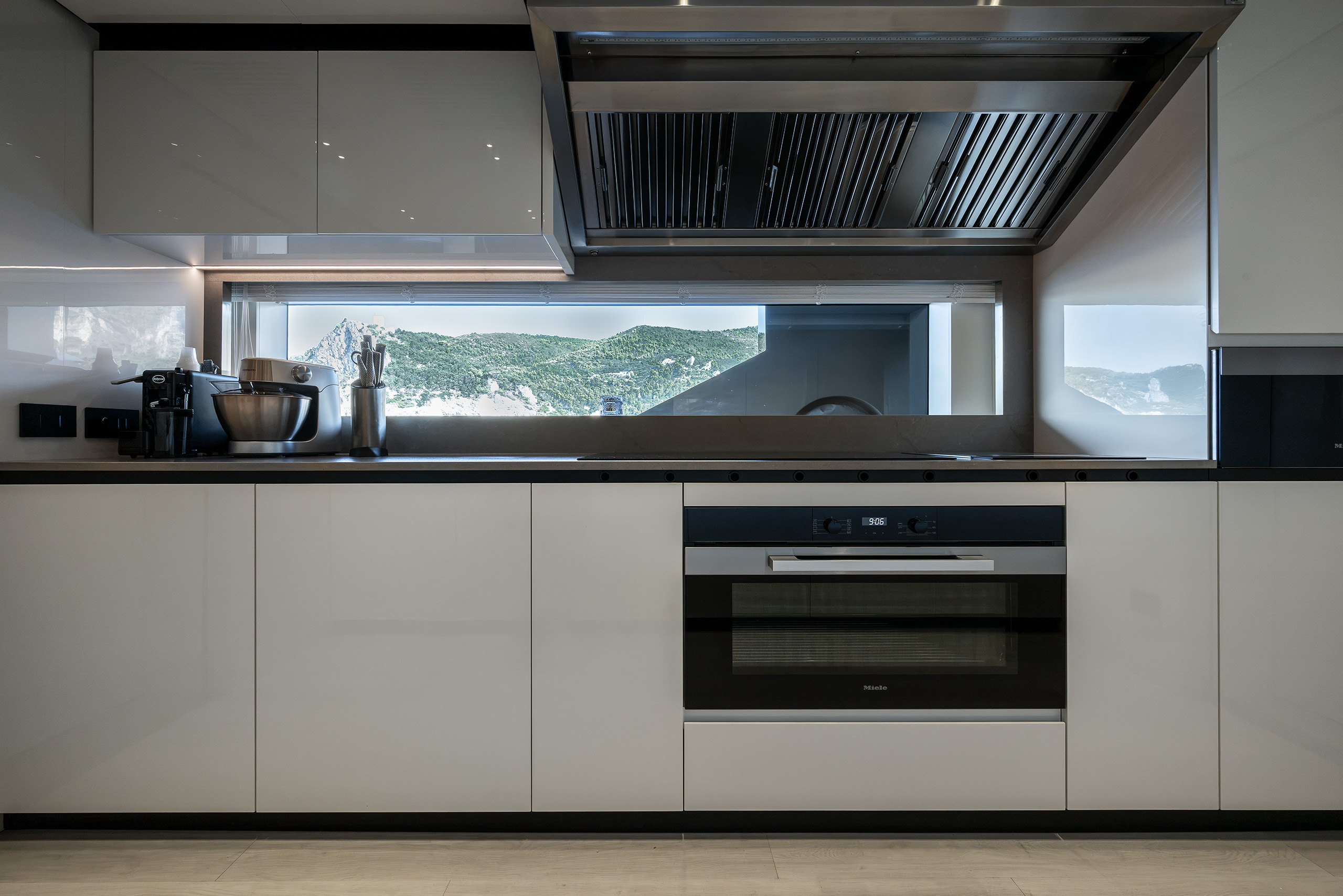 MODERNITY, ELEGANCE AND DESIGN EXCELLENCE